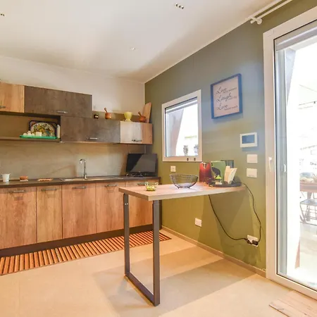 Holiday home In With Kitchen *